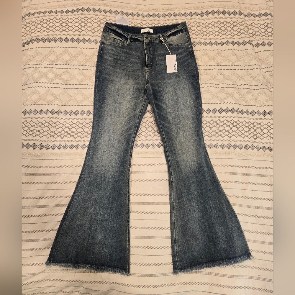 VERVET. Flying Monkey Size 32